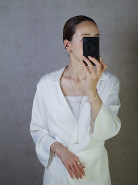 「アイテム（イヤーカフ）」を使った、ISOLATION JEWELRYさん（レディース・159cm）の秋コーディネート