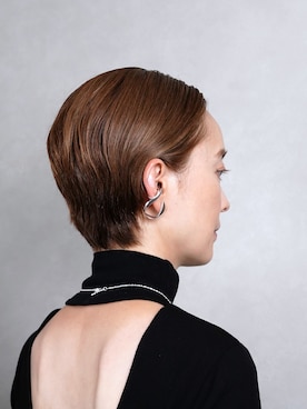 「アイテム（ピアス（片耳用））」を使った、ISOLATION JEWELRYさん（レディース・159cm）の秋コーディネート