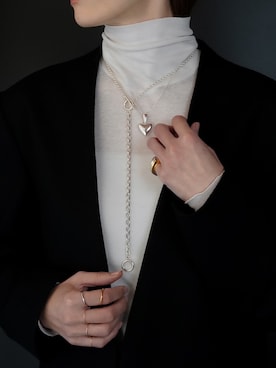 「ISOLATION（アイソレーション）のアイテム」を使った、ISOLATION JEWELRYさん（レディース・159cm）の冬コーディネート