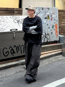 「RAGEBLUE（レイジブルー）のSTRIPED SLEEVE FAKE LAYERED LONG SLEEVE T-SHIRT/袖ボーダーフェイクレイヤードロンT（Tシャツ/カットソー、ブラック系）」を使った、shuさん（メンズ・159cm）の秋コーディネート