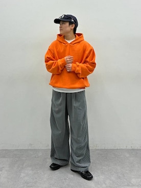 「RAGEBLUE（レイジブルー）のCropped Color Hoodie Sweat/クロップドカラー裏毛スウェットパーカー（パーカー、オレンジ系）」を使った、shuさん（メンズ・159cm）の春コーディネート