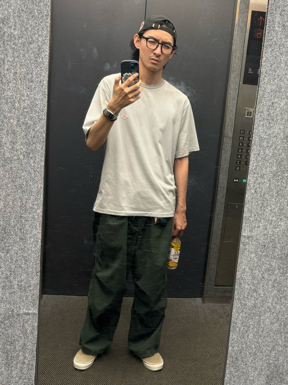 「DANTONの[DANTON/ダントン] ワンポイントロゴ ショートスリーブTシャツ（Tシャツ/カットソー、グレー系）」を使った、予想GUYさん（メンズ・178cm）の夏コーディネートの1枚目の写真
