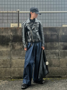 「アイテム（ブローチ/コサージュ）」を使った、kireiraさん（メンズ・167cm）の冬コーディネート