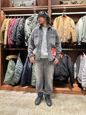 「AVIREX（アヴィレックス）のアイテム（デニムジャケット）」を使った、はるとさん（メンズ・174cm）の冬コーディネート
