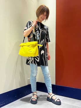 「スキニーデニム」｜「アイテム（ワンピース/ドレス）」を使った、Desigual ディアモール STAFFさん（レディース・165cm）の夏コーディネート
