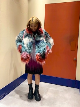 「ファーコート」｜「アイテム（ジャケット/アウター）」を使った、Desigual ディアモール STAFFさん（レディース・151cm）の秋コーディネート
