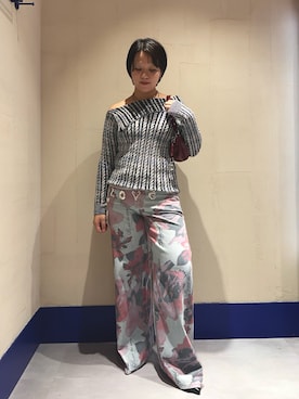 「アイテム（ベルト、その他）」を使った、Desigual ディアモール STAFFさん（レディース・161cm）の秋コーディネート