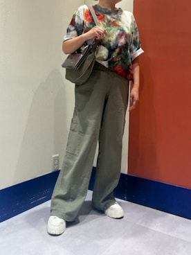 「アイテム（ショルダーバッグ）」を使った、Desigual ディアモール STAFFさん（レディース・164cm）の夏コーディネート