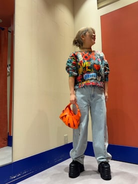 「アイテム（バッグ、オレンジ系）」を使った、Desigual ディアモール STAFFさん（レディース・151cm）の秋コーディネート