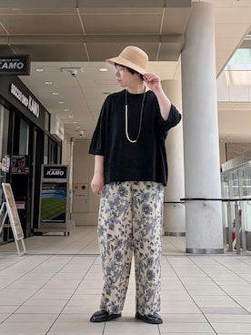 「かぐれ（カグレ）のリネン半袖クルーネックニット（ニット/セーター、ブラック系）」を使った、いわぶさん（レディース・168cm）の夏コーディネート