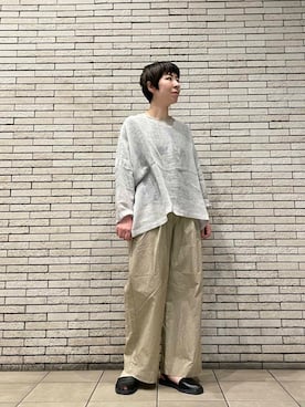 「ブラウスが主役の春コーデ」｜岩部恵さん（レディース・168cm）の春コーディネート