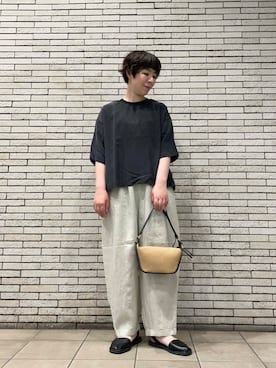 「MARCO BIANCHINI（マルコビアンチーニ）のアイテム」を使った、岩部恵さん（レディース・168cm）の夏コーディネート