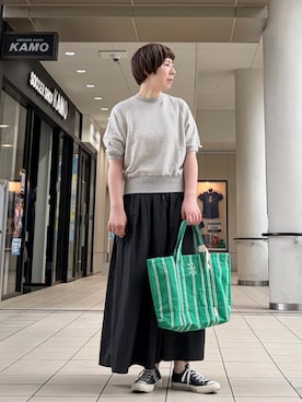 「かぐれ（カグレ）のコットンリヨセル半袖スウェット（スウェット、グレー系）」を使った、いわぶさん（レディース・168cm）の春コーディネート