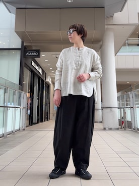 「かぐれ（カグレ）のリネンヘンリーワイドシャツ（シャツ/ブラウス、グレー系）」を使った、いわぶさん（レディース・168cm）の春コーディネート