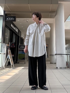 「かぐれ（カグレ）のキュプラストレートパンツ（その他パンツ、ブラック系）」を使った、いわぶさん（レディース・168cm）の春コーディネート