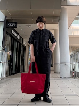 「かぐれ（カグレ）のリネンハーフスリーブオールインワン（つなぎ/オールインワン、ブラック系）」を使った、いわぶさん（レディース・168cm）の夏コーディネート