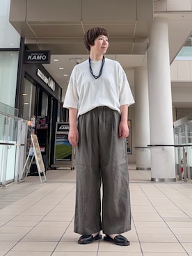 「かぐれ（カグレ）のワイドTシャツ（Tシャツ/カットソー、ホワイト系）」を使った、いわぶさん（レディース・168cm）の春コーディネート