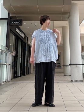 「かぐれ（カグレ）のリネンフリルフレンチシャツ（シャツ/ブラウス、ブルー系）」を使った、いわぶさん（レディース・168cm）の夏コーディネート