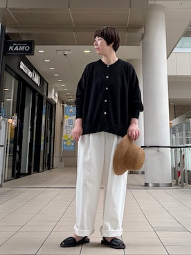 「かぐれ（カグレ）のリネンワイドクルーネックカーディガン（カーディガン/ボレロ、ブラック系）」を使った、いわぶさん（レディース・168cm）の夏コーディネート