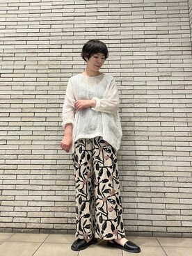 シアーリネンワイドプルオーバーを使った人気ファッション