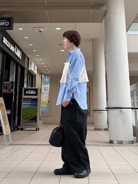 「かぐれ（カグレ）のコットンストライプレギュラーシャツ（シャツ/ブラウス、ブルー系）」を使った、いわぶさん（レディース・168cm）の秋コーディネート