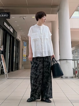 「かぐれ（カグレ）のリネンWポケットフレンチシャツ（シャツ/ブラウス、ホワイト系）」を使った、いわぶさん（レディース・168cm）の夏コーディネート