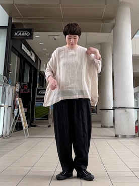 「かぐれ（カグレ）のリネンボイルワイドプルオーバー（シャツ/ブラウス、ピンク系）」を使った、いわぶさん（レディース・168cm）の春コーディネート