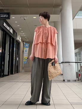 「かぐれ（カグレ）のワイドギャザーダブルブラウス（シャツ/ブラウス、ピンク系）」を使った、いわぶさん（レディース・168cm）の夏コーディネート