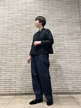 「ブラウスが主役の春コーデ」｜岩部恵さん（レディース・168cm）の春コーディネート