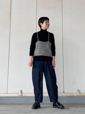 カラーネップアルパカニットキャミソールを使った人気ファッション