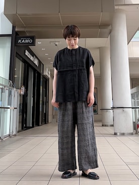 「かぐれ（カグレ）のリネンWポケットフレンチシャツ（シャツ/ブラウス、ブラック系）」を使った、いわぶさん（レディース・168cm）の夏コーディネート