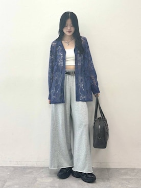 「PAGEBOY（ページボーイ）のサイドタックルーズウラケパンツ/イージーパンツ【4color・2size】（スウェットパンツ）」を使った、meiさん（レディース・167cm）の夏コーディネート