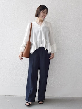 「VELETTO（ベレット）のVELETTO: ポシェット付き 3WAY ワンハンドル バケツ ショルダー バッグ（ショルダーバッグ）」を使った、五月女さん（レディース・162cm）の夏コーディネート