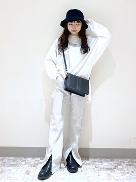 「PAGEBOY（ページボーイ）のチェーンスタッズショルダー（ショルダーバッグ）」を使った、emiri0712さん（レディース・147cm）の秋コーディネート