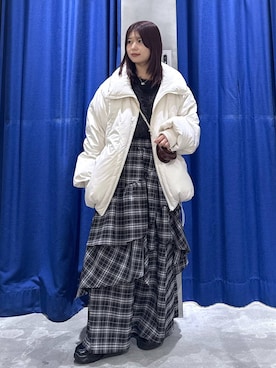 「アイテム（ボディバッグ/ウエストポーチ）」を使った、emiri0712さん（レディース・147cm）の冬コーディネート