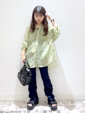 「SHAKA（シャカ）のアイテム（シューズ）」を使った、emiri0712さん（レディース・147cm）の夏コーディネート