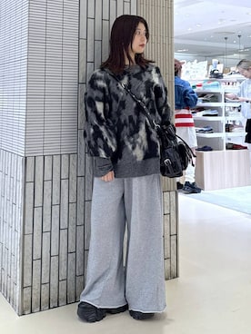 「PAGEBOY（ページボーイ）のサイドタックルーズウラケパンツ/イージーパンツ【4color・2size】（スウェットパンツ）」を使った、emiri0712さん（レディース・147cm）の秋コーディネート