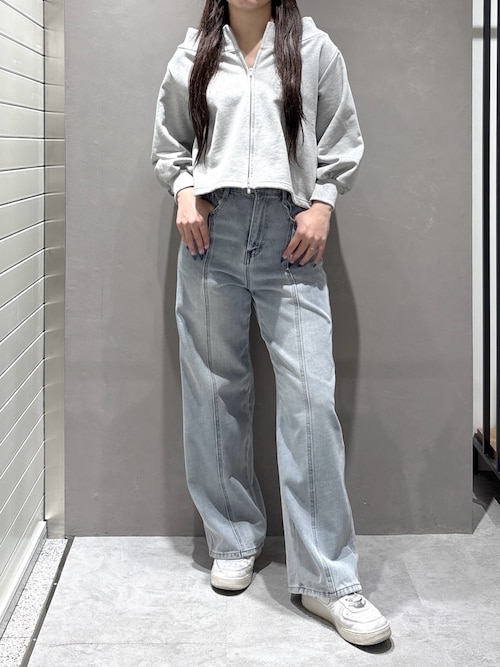 FREE'S MART 京都ポルタfreessayaさんのデニムパンツを使った