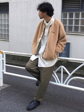 「リバーシブル」｜「アイテム（チノパンツ）」を使った、seiya satoさん（メンズ・175cm）の夏コーディネート