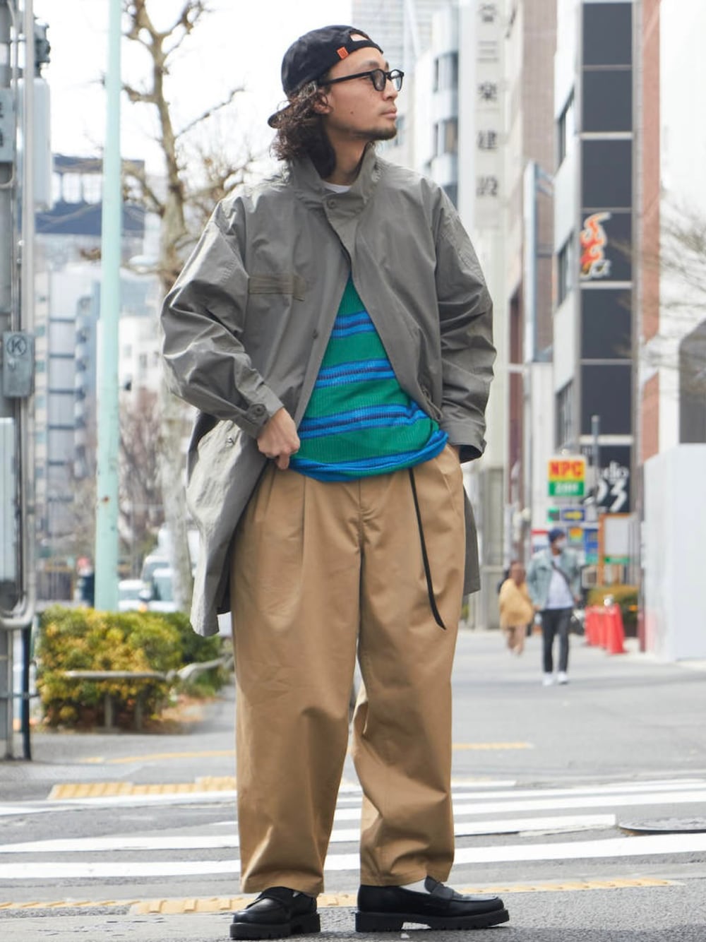 モッズコートを使った「タックパンツ」のメンズ人気ファッション