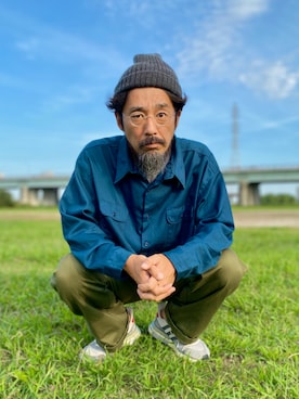 「CHAPS（チャップス）のアイテム（パンツ）」を使った、ヤギハシカズヒロさん（メンズ・181cm）の秋コーディネート