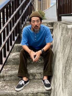 「CHAPS（チャップス）のアイテム（パンツ）」を使った、ヤギハシカズヒロさん（メンズ・181cm）の秋コーディネート
