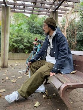 「アイテム（その他トップス、ホワイト系）」を使った、ヤギハシカズヒロさん（メンズ・181cm）の冬コーディネート