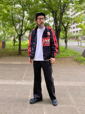 「レーシングジャケット」｜「アイテム（パンツ）」を使った、ヤギハシカズヒロさん（メンズ・181cm）の春コーディネート