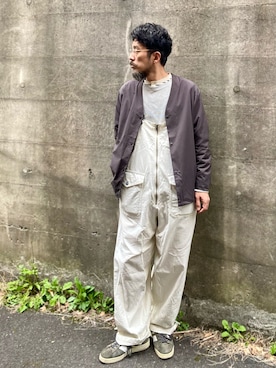 「カーディガン」｜「アイテム（サロペット/オーバーオール）」を使った、ヤギハシカズヒロさん（メンズ・181cm）の春コーディネート