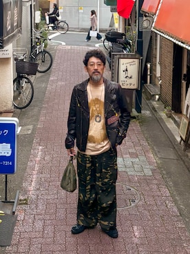 「アイテム（ライダースジャケット）」を使った、ヤギハシカズヒロさん（メンズ・182cm）の秋コーディネート