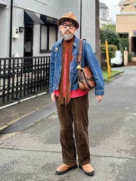 「Lee（リー）のアイテム（デニムジャケット、ブルー系）」を使った、ヤギハシカズヒロさん（メンズ・182cm）の秋コーディネート