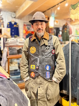 「アイテム（その他アウター）」を使った、ヤギハシカズヒロさん（メンズ・182cm）の春コーディネート