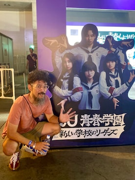 「Velva Sheen（ベルバシーン）のアイテム」を使った、ヤギハシカズヒロさん（メンズ・181cm）の夏コーディネート