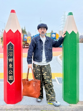 「JELADO（ジェラード）のアイテム（デニムジャケット、ブルー系）」を使った、ヤギハシカズヒロさん（メンズ・182cm）の春コーディネート